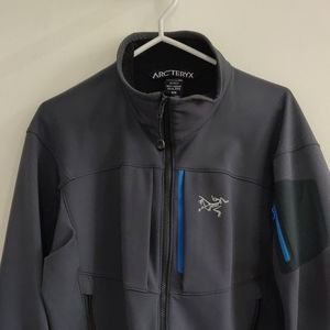 Arc'teryx Hard-shell Jacket - US M